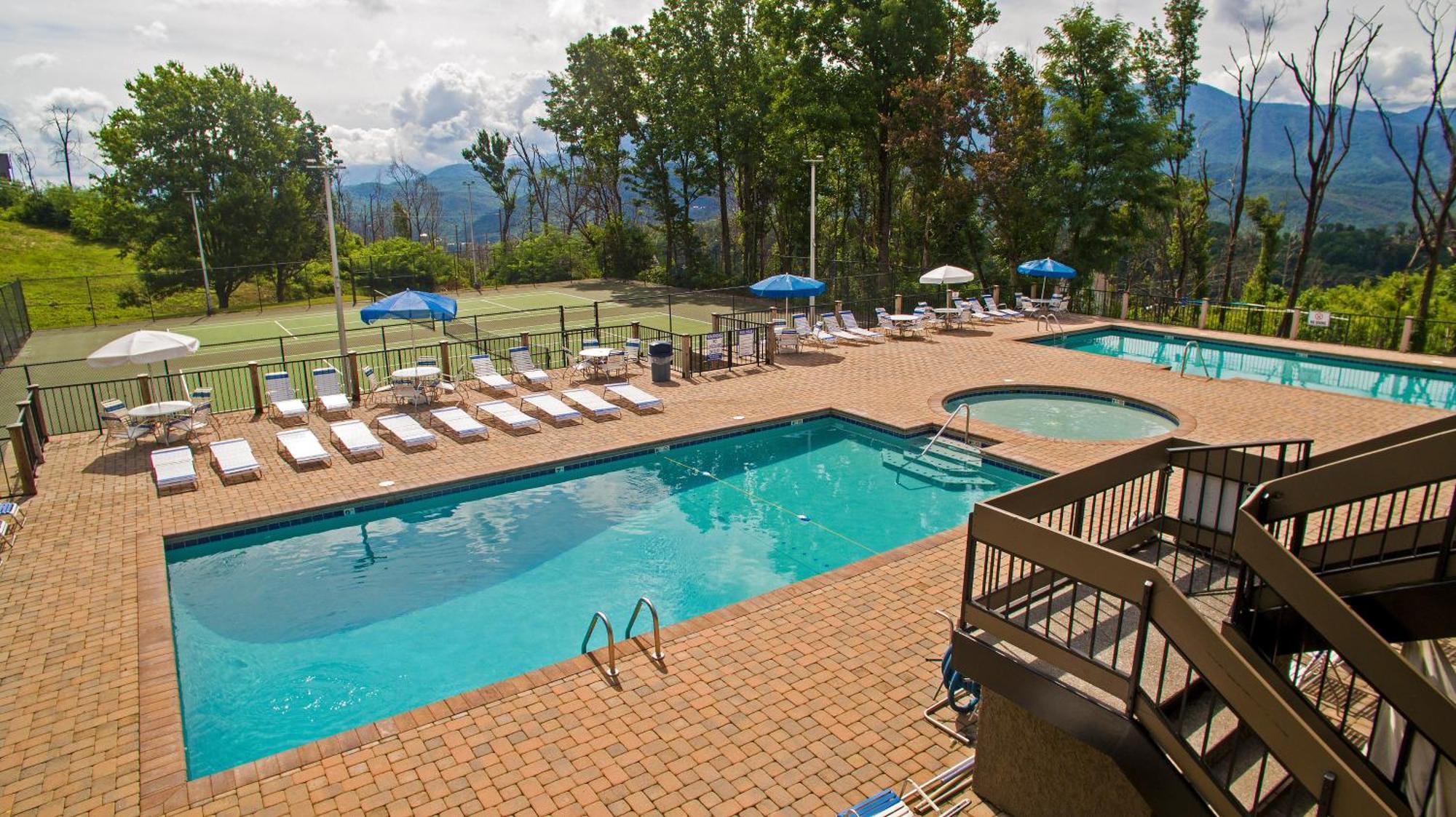 Serenity Heights, Amazing Views, Hot Tub Pool Access, 1089 Free Tickets Each Paid Day, Dollywood Gatlinburg Quarto foto